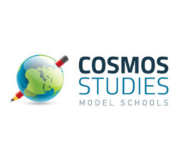 Il team di Cosmos Studies opera come partner ospitante nei programmi Erasmus+, offrendo opportunità uniche a studenti e giovani professionisti per un'esperienza educativa completa e piacevole.  Il nostro team collabora con università e organizzazioni di primo piano per garantire l'alta qualità dei programmi educativi e il riconoscimento nei circoli professionali. Al centro della nostra missione, poniamo un'enfasi significativa sulla promozione della comprensione interculturale e sulla facilitazione dello scambio di esperienze culturali e sociali tra i nostri partecipanti. Riconoscendo il ruolo vitale dell'educazione alla lingua inglese, offriamo ai nostri partecipanti corsi di inglese introduttivi, livelli di competenza linguistica e un'ampia gamma di lauree e certificati tra cui scegliere. Il nostro obiettivo è creare insieme un'esperienza che vi dia ciò di cui avete bisogno per fare il prossimo grande passo nella vostra vita professionale.  In qualità di partner ospitante, possiamo offrire opportunità uniche a studenti e insegnanti. Ci occupiamo dell'intera organizzazione, dalla ricerca di stage e alloggi, ai pasti e ai trasporti, offrendo un'esperienza di vita agli studenti che entrano in contatto con altre culture e lingue.  Disponiamo di un team di esperti con esperienza nell'organizzazione di programmi Erasmus+, in grado di garantire che ogni aspetto della mobilità sia ben pianificato e realizzato. Inoltre, abbiamo molti contatti nella città di Salonicco, in grado di fornire attività speciali e gite giornaliere che aiuteranno gli studenti a esplorare i luoghi più interessanti della città.